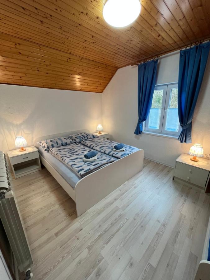 Apartmaji In Sobe Cuder Soca Phòng bức ảnh