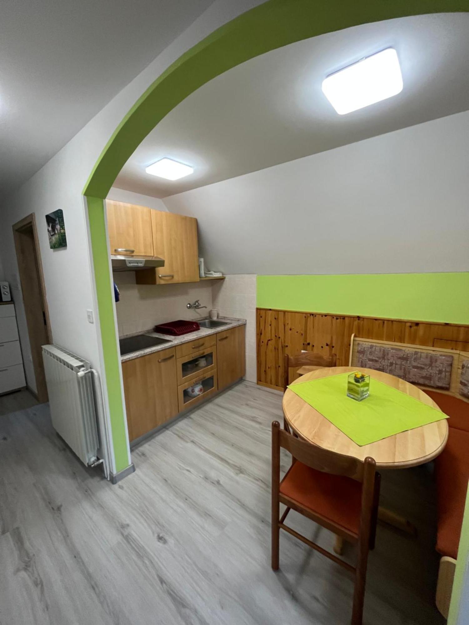 Apartmaji In Sobe Cuder Soca Phòng bức ảnh